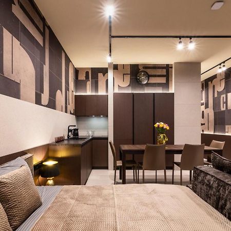 High Five Apartments, Most City Area Днепър Екстериор снимка