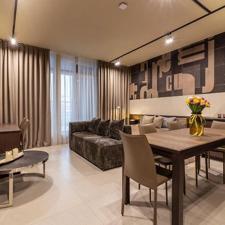High Five Apartments, Most City Area Днепър Екстериор снимка