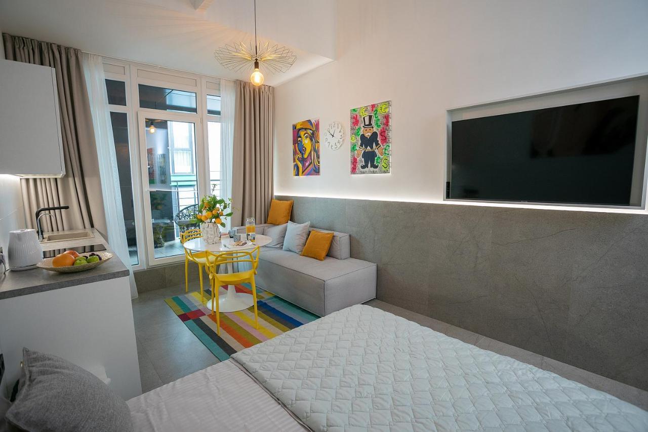 High Five Apartments, Most City Area Днепър Екстериор снимка