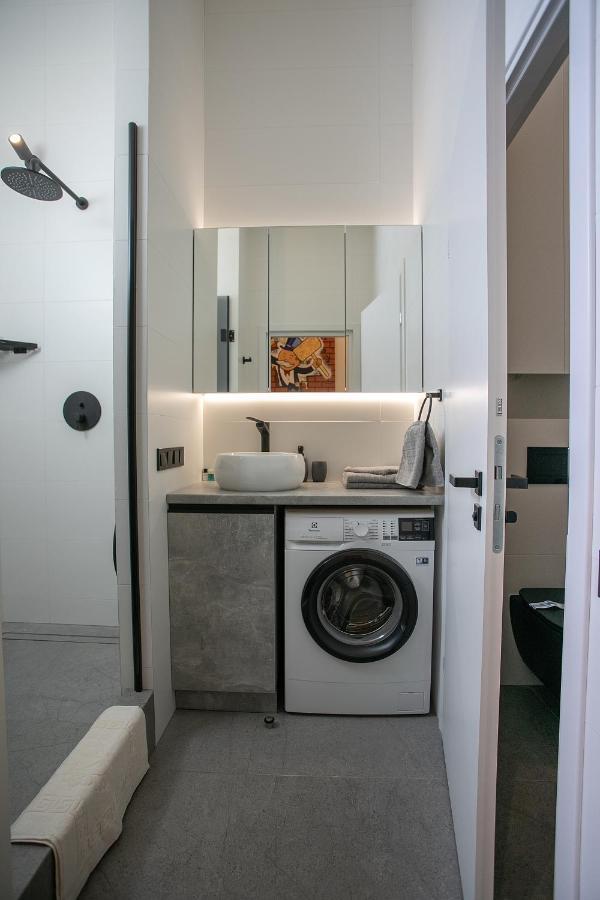 High Five Apartments, Most City Area Днепър Екстериор снимка