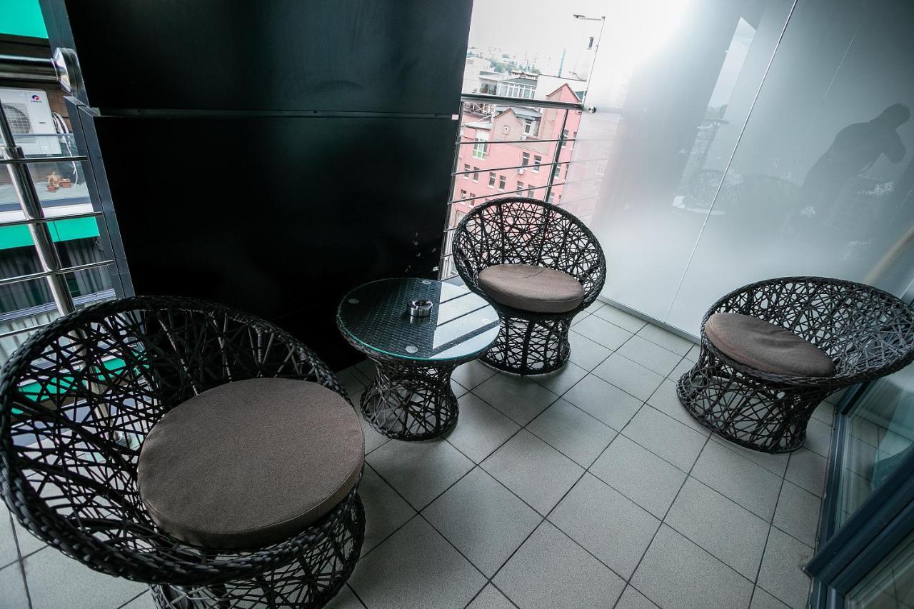 High Five Apartments, Most City Area Днепър Екстериор снимка