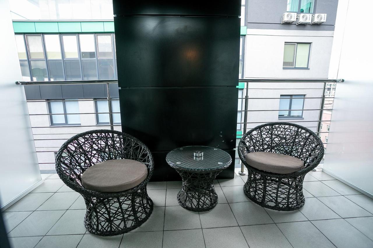 High Five Apartments, Most City Area Днепър Екстериор снимка