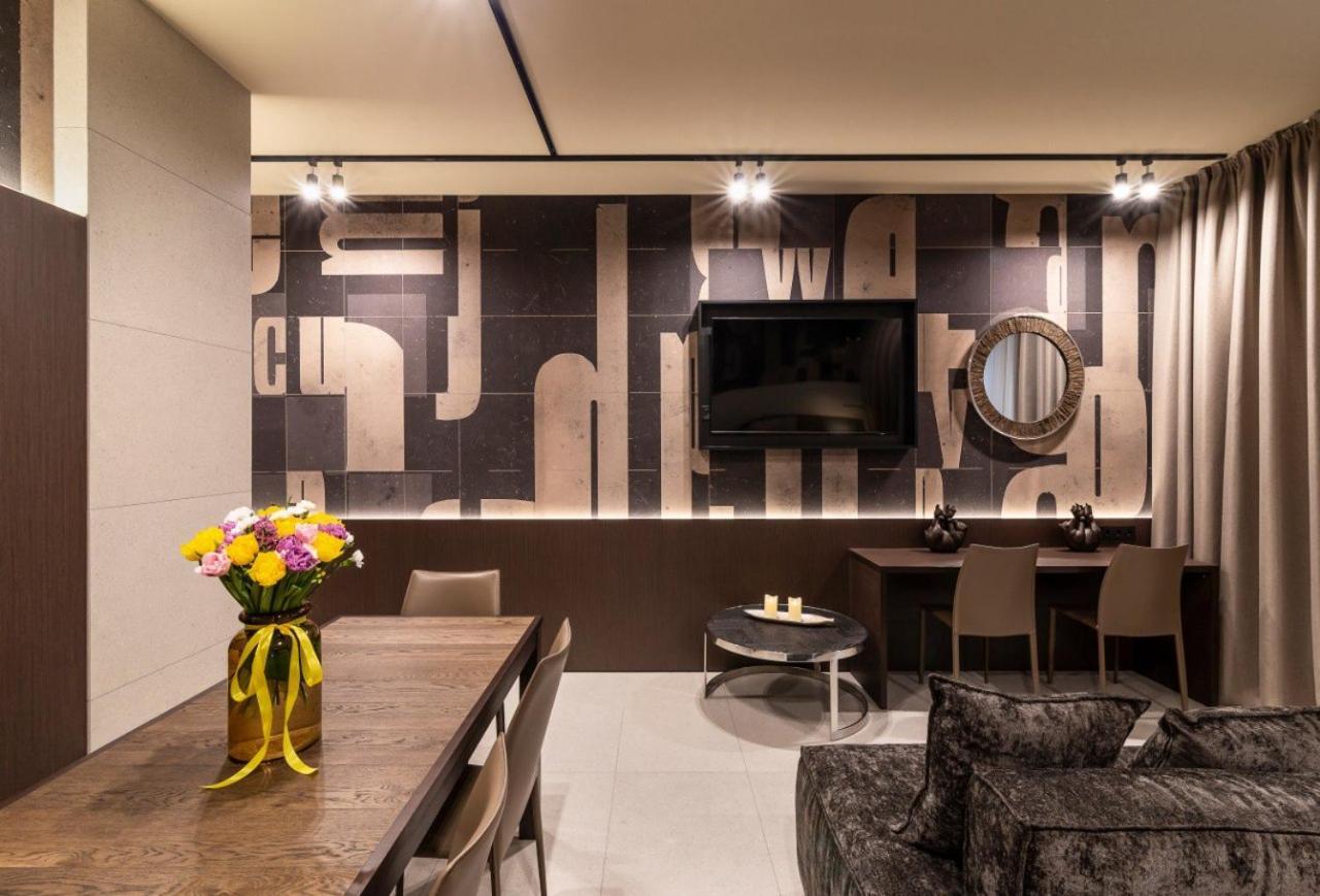 High Five Apartments, Most City Area Днепър Екстериор снимка