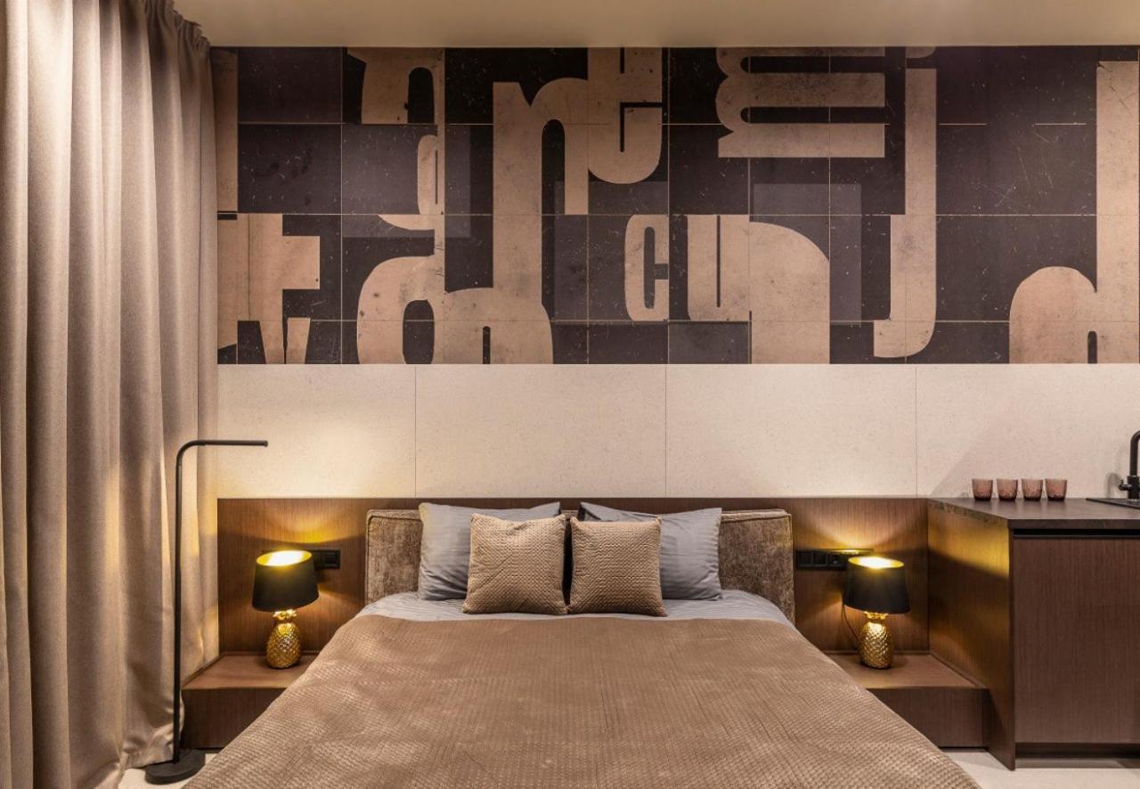 High Five Apartments, Most City Area Днепър Екстериор снимка