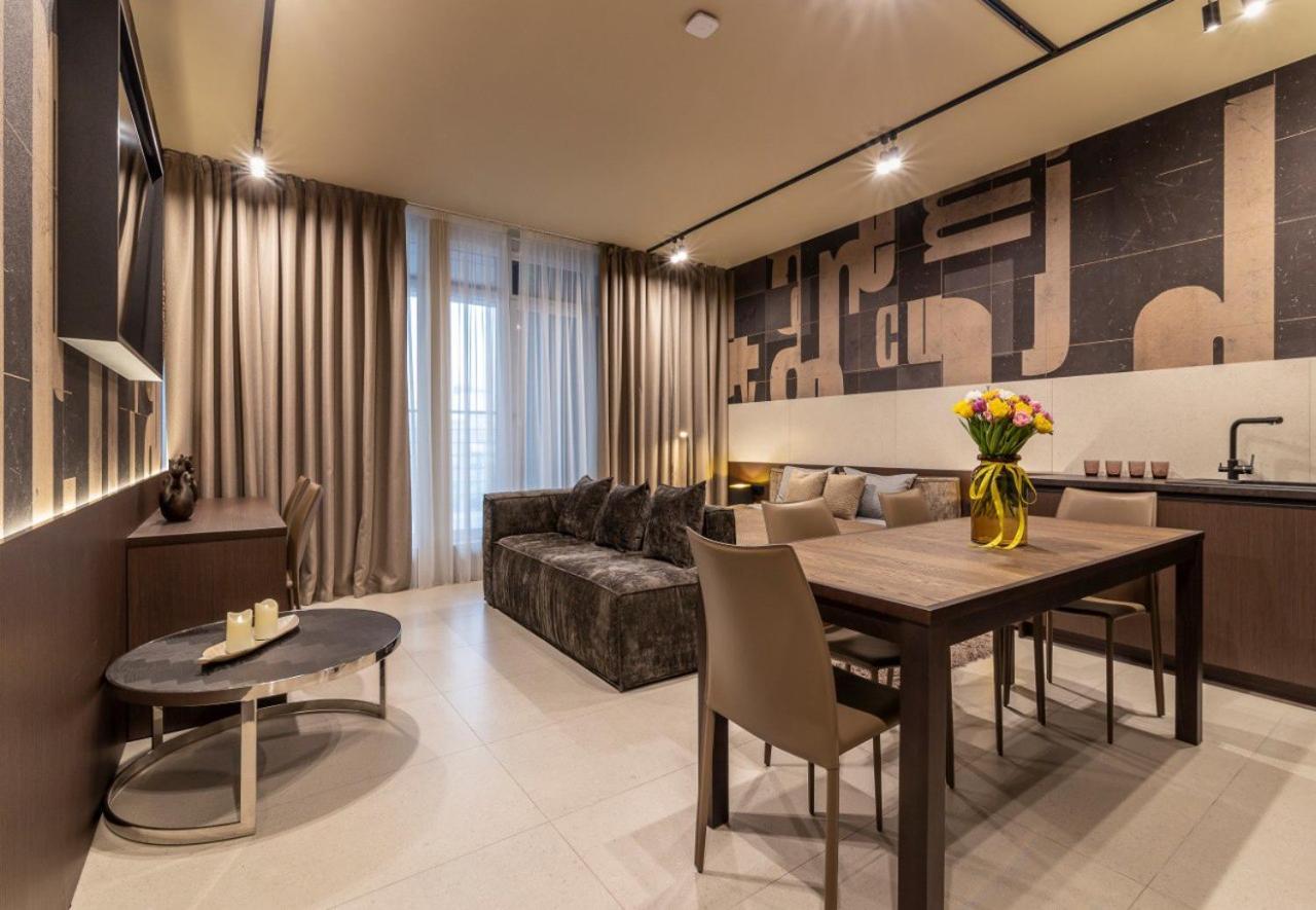 High Five Apartments, Most City Area Днепър Екстериор снимка
